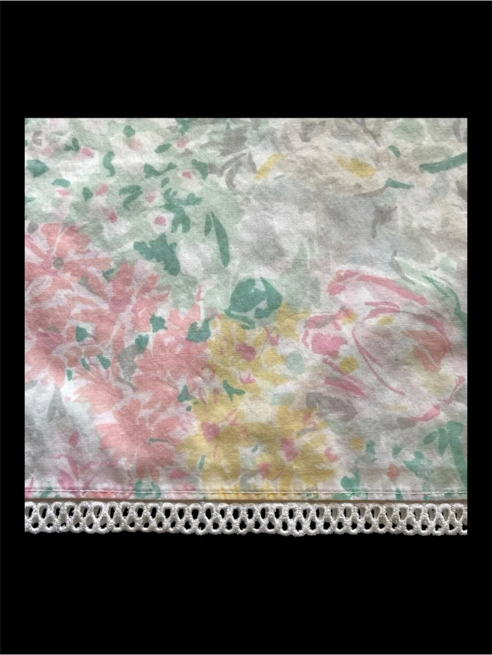 2 VTG Pillowcases - Pastel Floral Design - Lace Trim -  Westpoint Pepperell